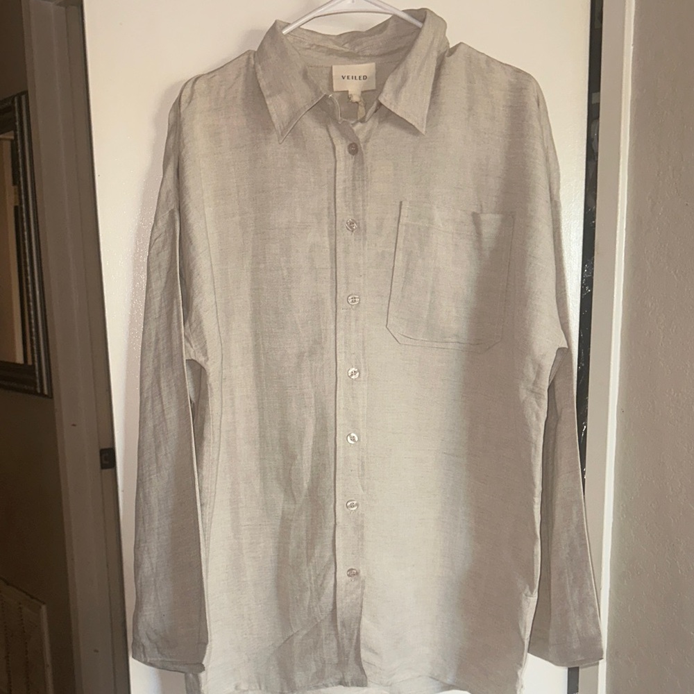 Veiled Women's Classic Beige Button Down Shirt